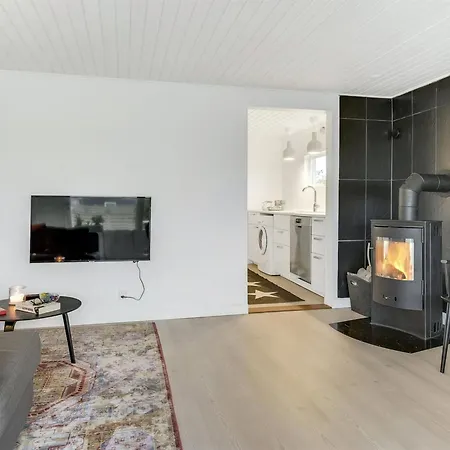 Nanni - 200m From The Sea In Funen By Interhome